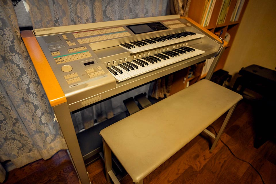市川教室のエレクトーン写真